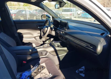 2024 Honda Hr-V Awd Sport/Sport z USA, uszkodzony, nr VIN 3CZRZ2H55RM711299